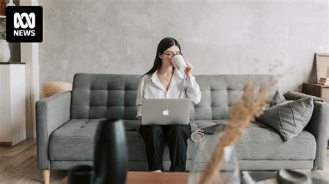 Right to disconnect laws have begun. Here's what you should know.